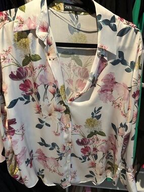 Zara Cream Floral Button-Down Satin Shirt with Pink & Green Blooms